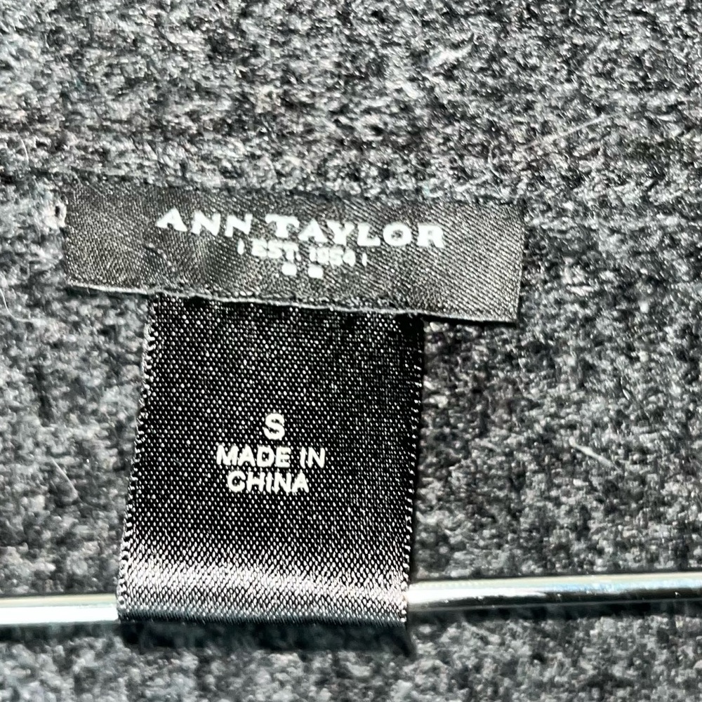 Ann Taylor LOFT Black double layered Cardigan - Picture 7 of 12